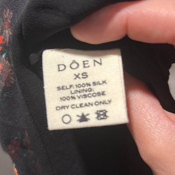 New DOEN saffron silk maxi dress - Picture 6 of 11